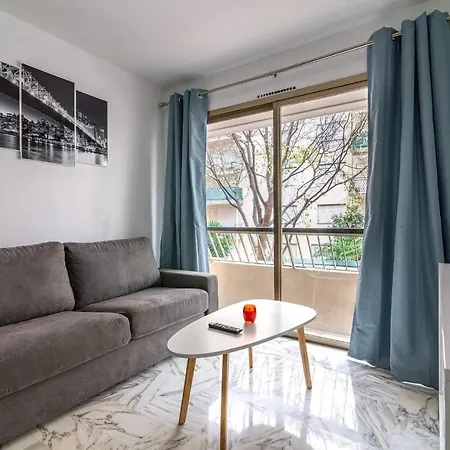 1 Bedroom New Style With Parking Close Croisette Cannes